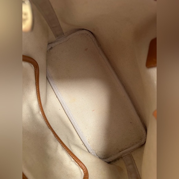 MCM Médium size Tote - Picture 3 of 10